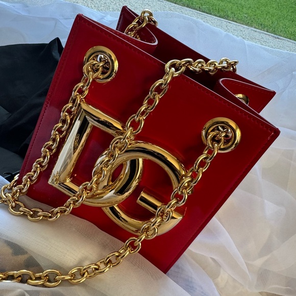 Dolce & Gabbana Red Patent Leather Mini Crossbody with Gold DG Emblem - Picture 2 of 9